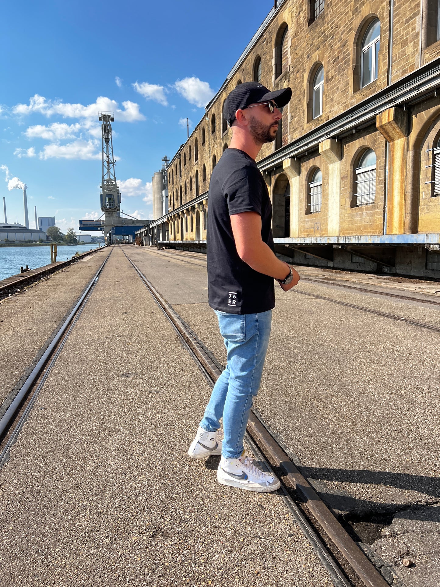 Männer Kurzarm Basic T-Shirt Logo