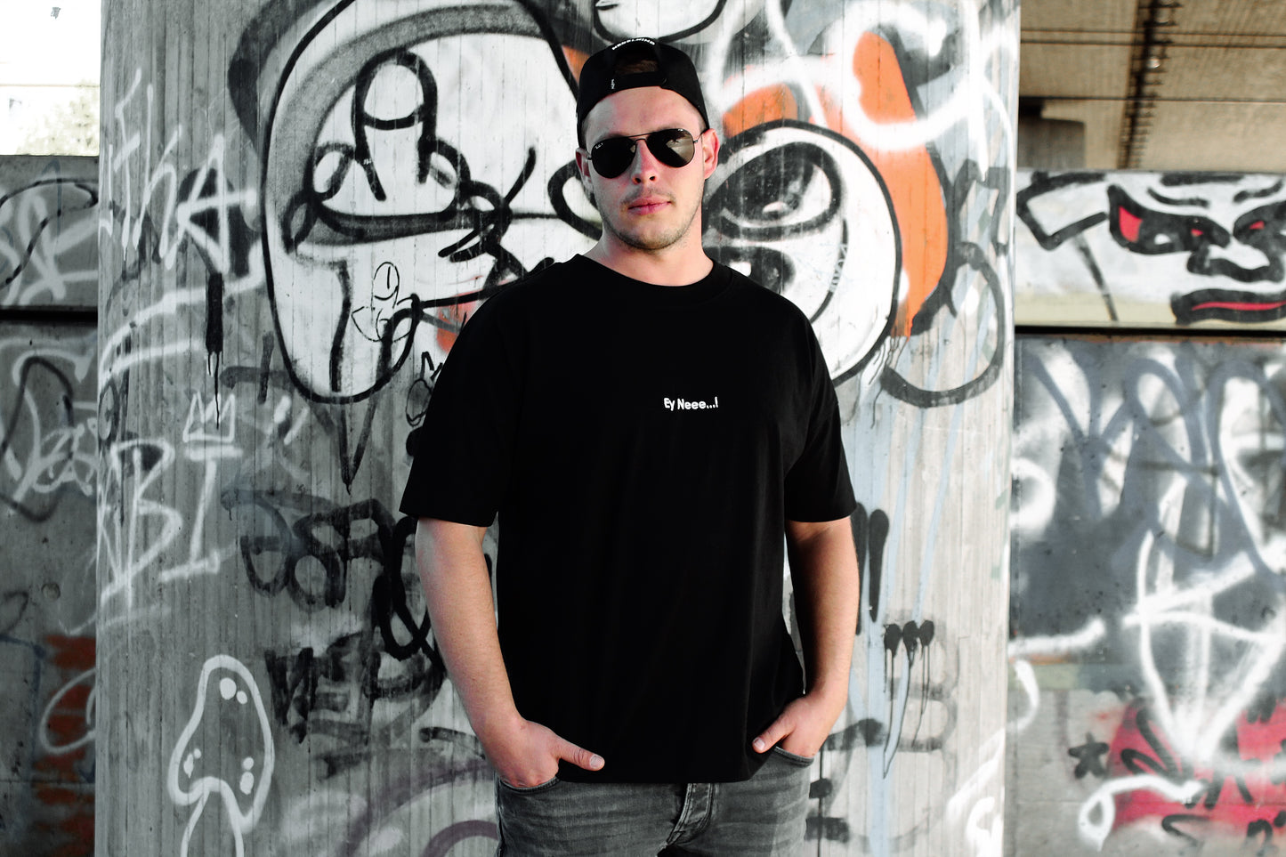 76ER EY NEEE…! OVERSIZE