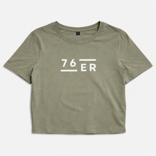 Frauen 76ER Cropped Tee Oliv