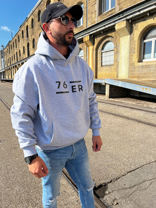 Oversize Hoodie Grau 76ER