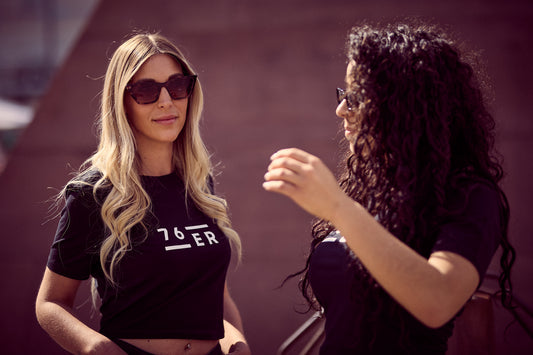 76ER CROPPED TEE SCHWARZ