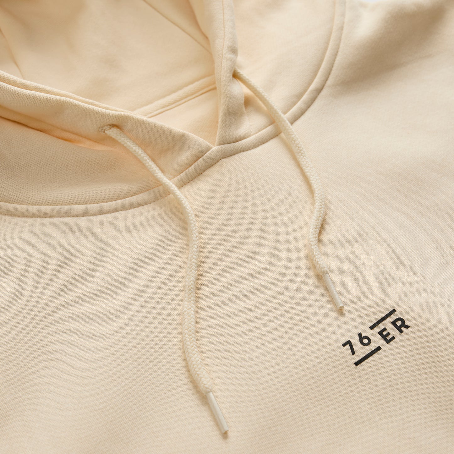 76ER Hoodie Beige Pyramide