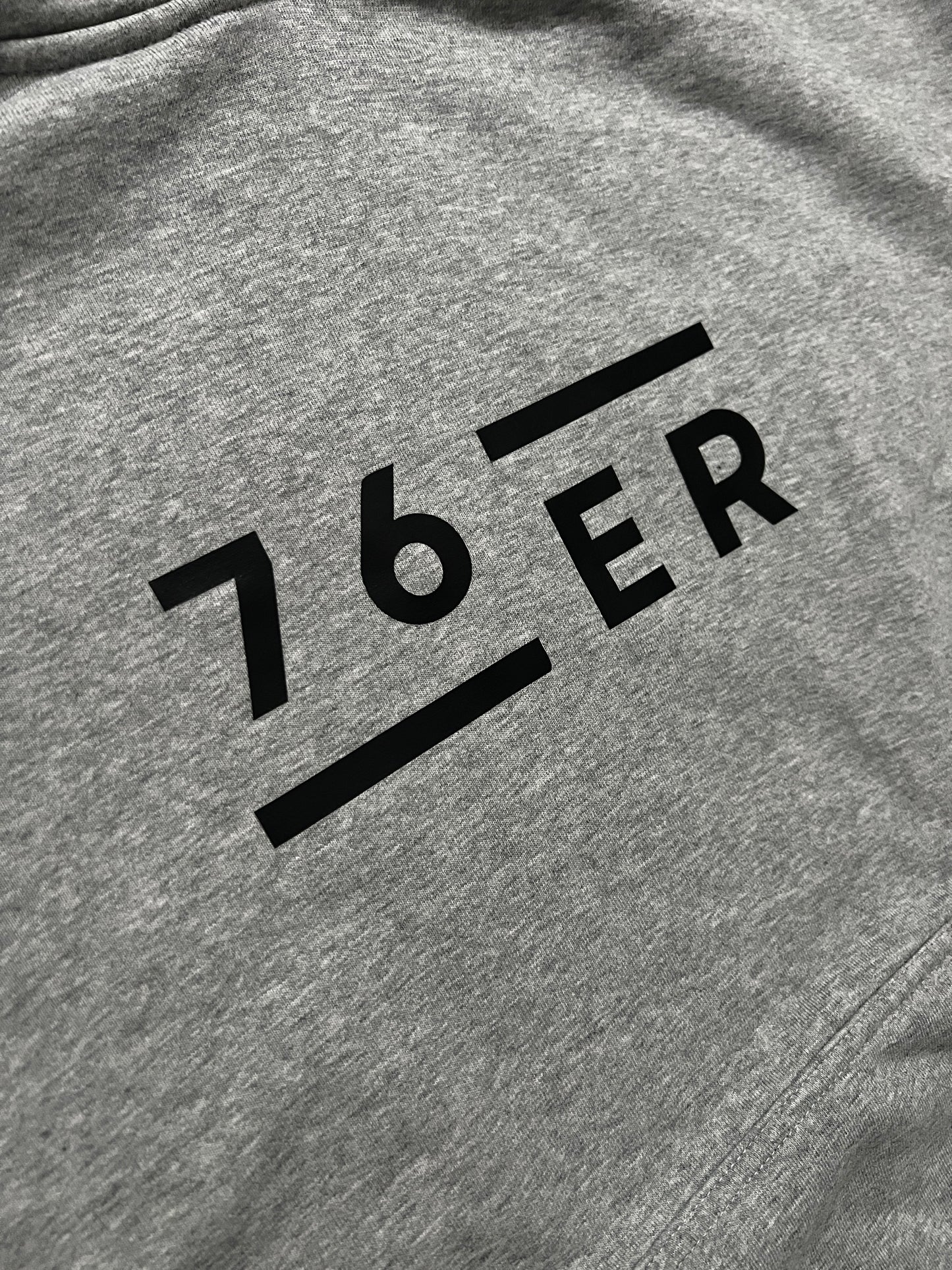 Oversize Hoodie Grau 76ER