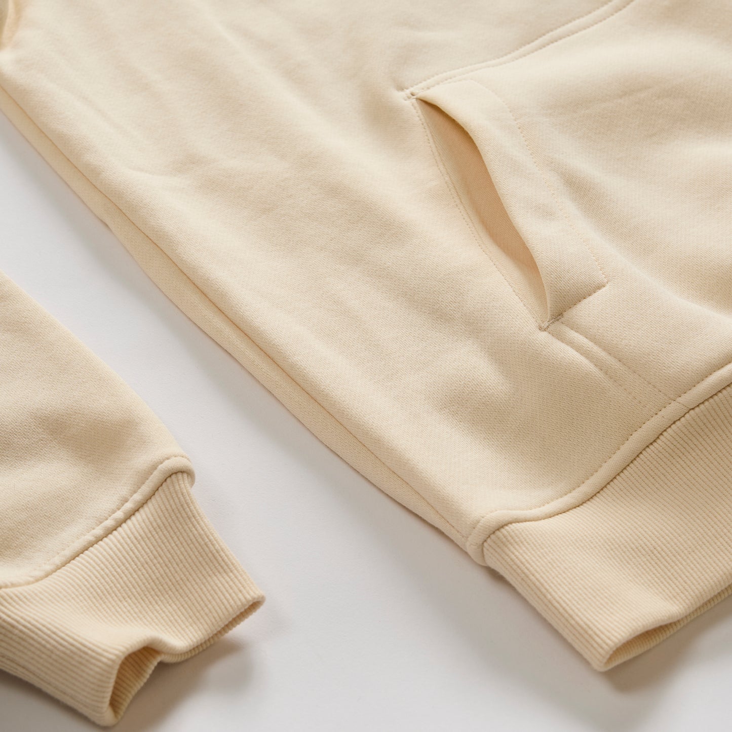 76ER Hoodie Beige Pyramide