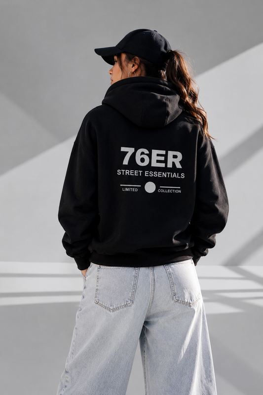 76ER STREET HOODIE SCHWARZ